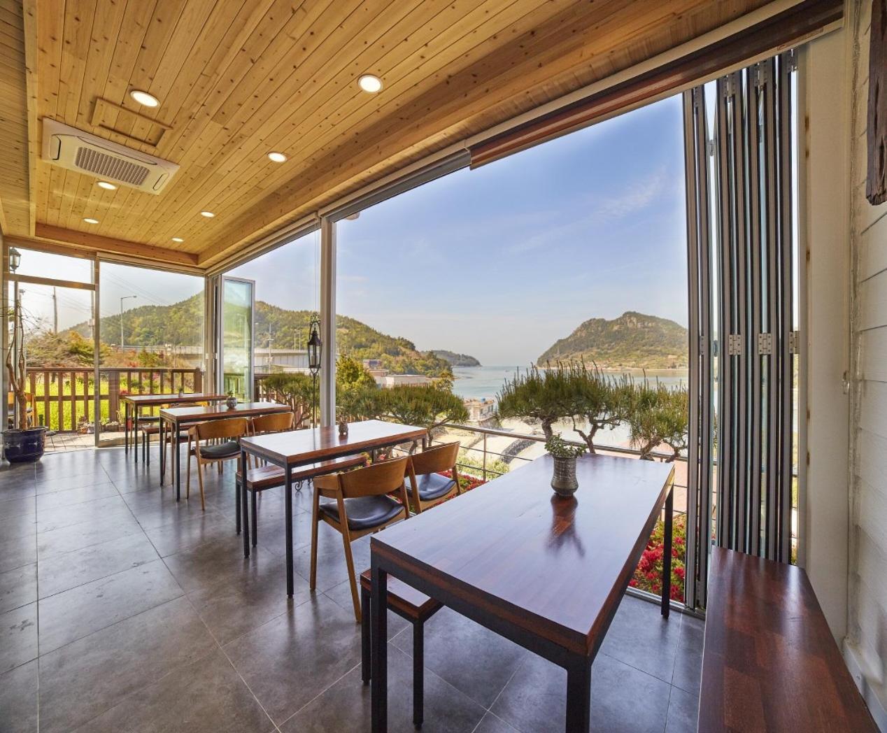 Goheung Hayan Noeul Hotel Exteriér fotografie